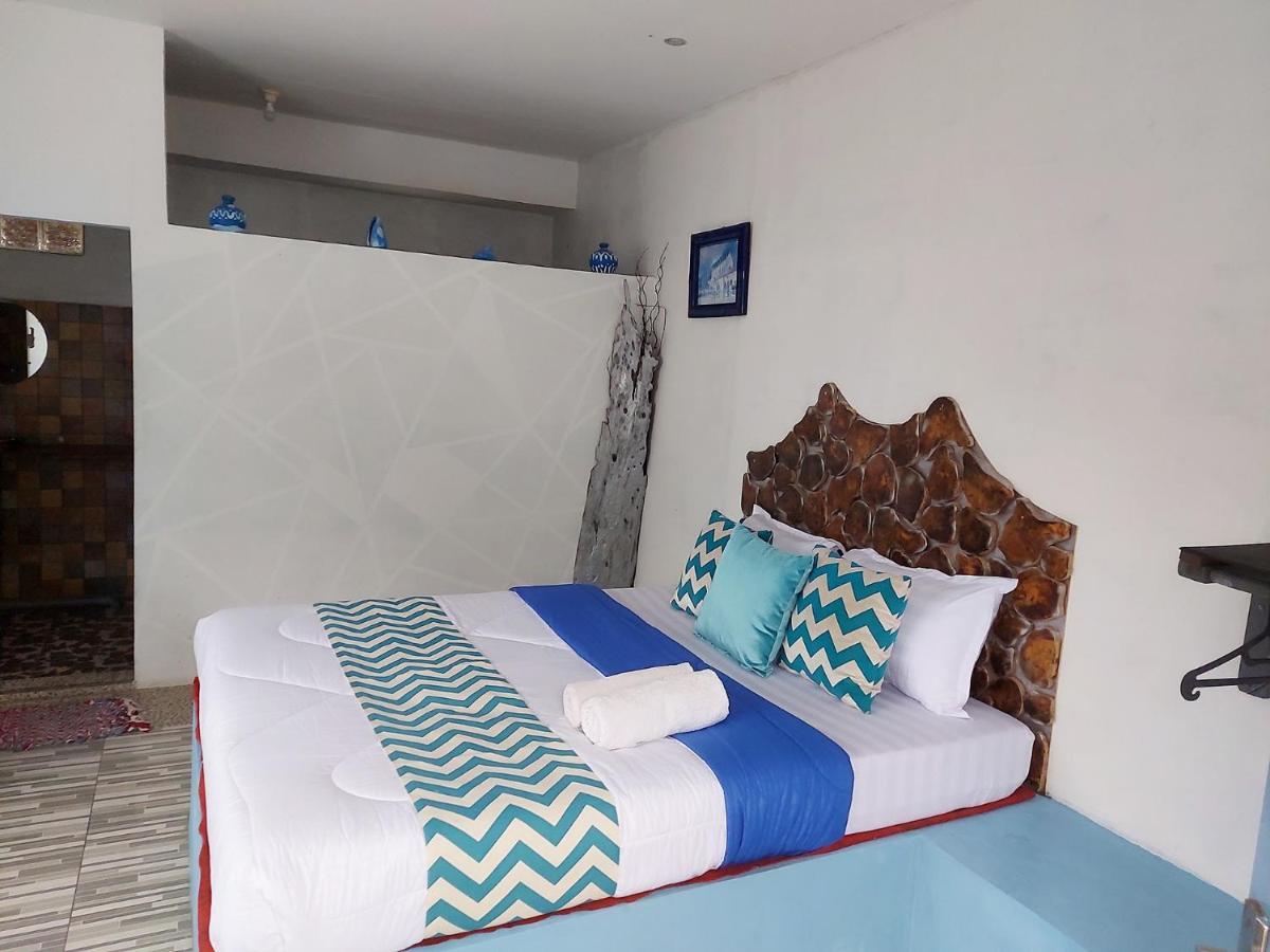 Blue Coral Homestay Каримунджава Экстерьер фото