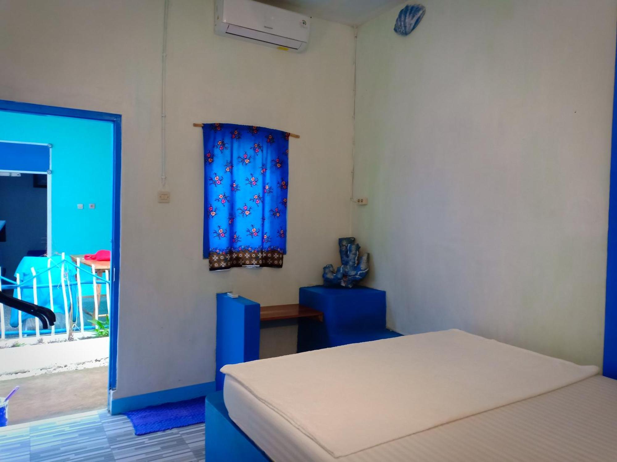 Blue Coral Homestay Каримунджава Экстерьер фото